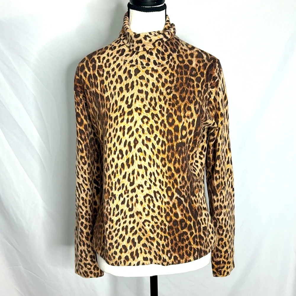 Neiman Marcus 100% Cashmere Leopard Print turtleneck sweater